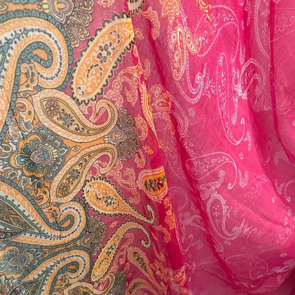Elegant Paisley Scarf in Rich Pink